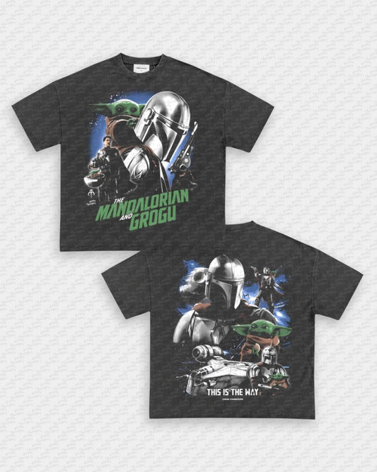 MANDALORIAN AND GROGU TEE - [DS] - VIP - GAME CHANGERS - GAME CHANGERS GRAPHIC TEE